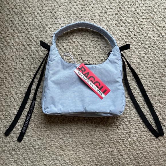 Sandy Liang x BAGGU NWT Powder Blue Nylon Shoulder Bag with bows - Picture 2 of 3